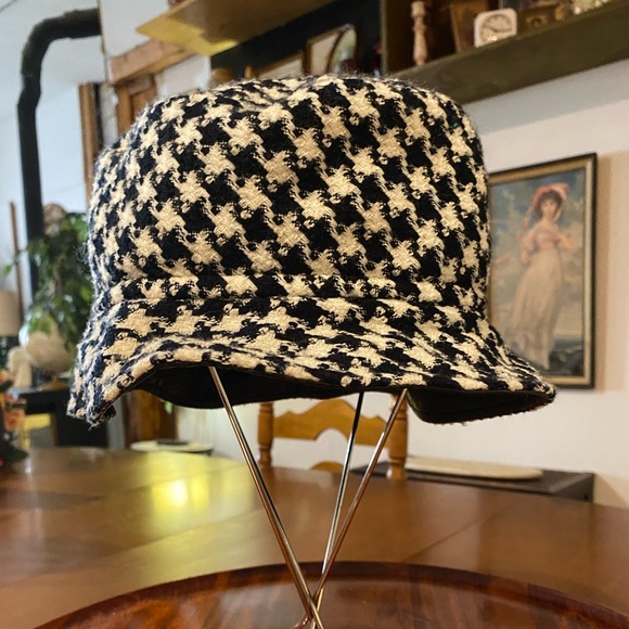Vintage houndstooth bucket hat - Picture 4 of 4